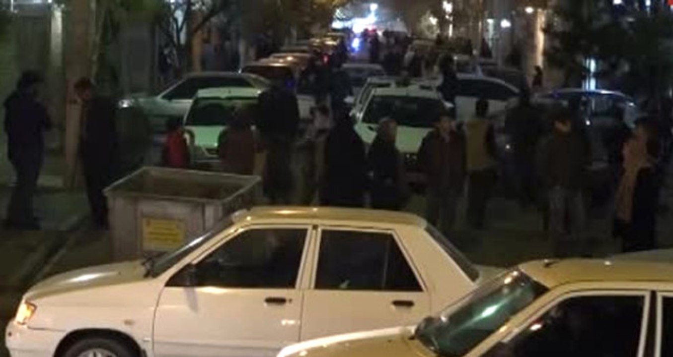 İran'ın Başkenti Tahran'da 5.2 Büyüklüğünde Deprem Meydana Geldi