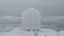 Timelapse Shows Mount Mauna Kea Covered in Snow