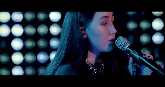 Alan Walker - All Falls Down Live (Stripped Down Version w_ Noah Cyrus & Juliander)