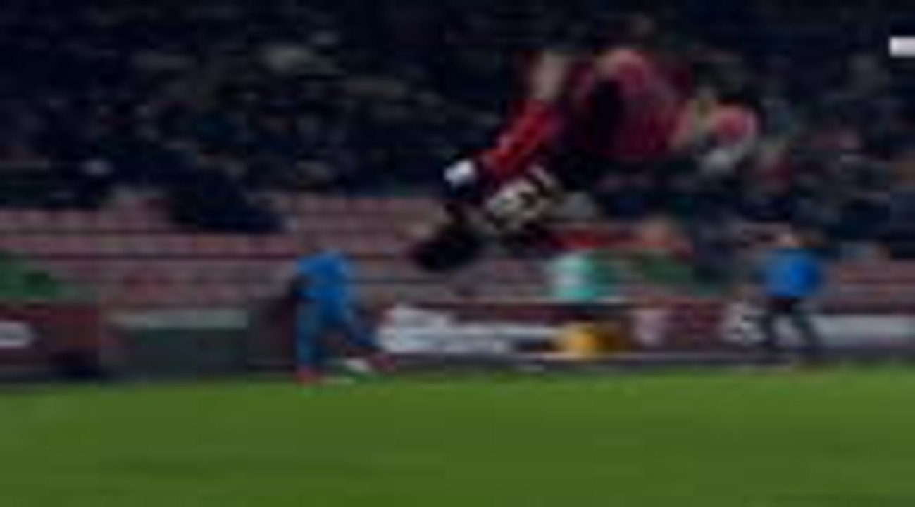 Riviere clipped an audacious backheel beyond Bonnefoi