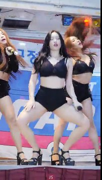 170930 에이시드(A-SEED) cover-Uptown Funk(솔이) 윙카프로젝트압구정로데오 KPOP by JS 직캠(fancam)-5C3IY0MHA3U