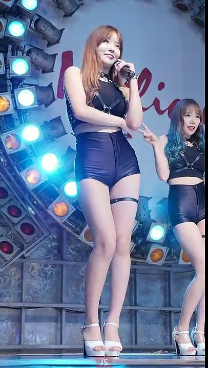 171001 포켓걸스(Pocket Girls) cover-치어업(연지) 밀리오레신발 KPOP by JS 직캠(fancam)-O2ibFgQf380