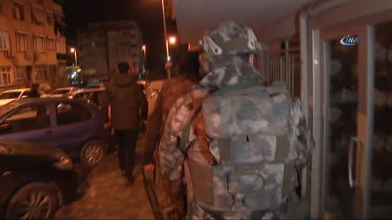 İstanbul'da Şafak Vakti Özel Harekat Polisi Destekli Narkotik Operasyonu