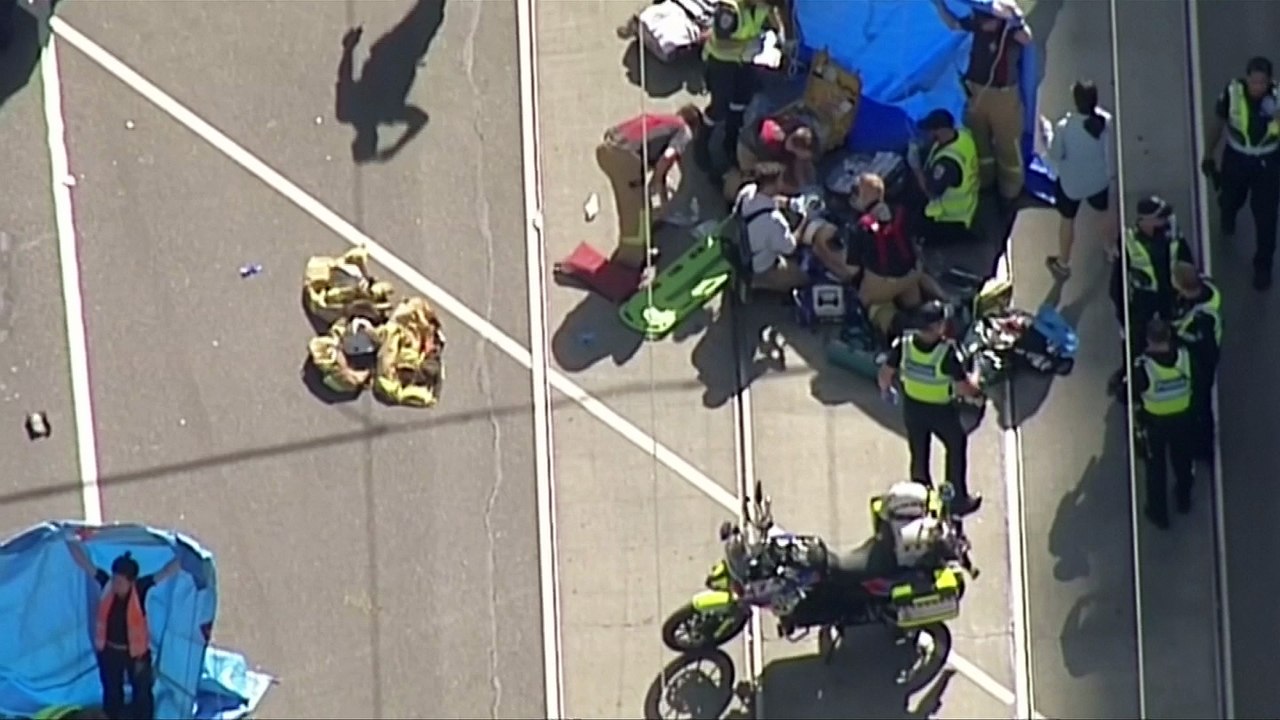 Carro atropela pedestres na Austrália e deixa ao menos 14 feridos