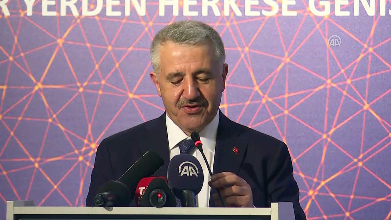 Bakan Arslan: “Her yerden herkese geniş bant. Bu çok önemli çok iddialı bir hedef” - ANKARA