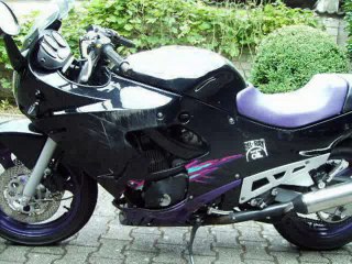 Suzuki GSX 600F crashed repair