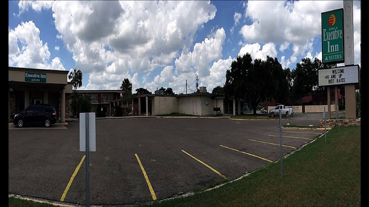 Executive Inn & Suites Beeville