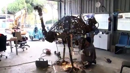 Hurda Metaller Sanata Dönüştü