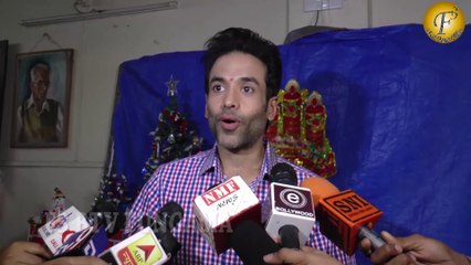 Tusshar Kapoor Christmas Celebrations With Smile Foundation Kids