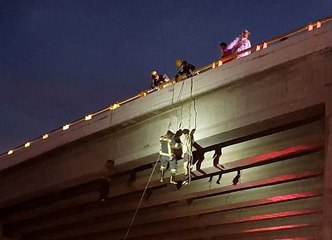 6 Kişinin Cesedi Kara Yolu Üzerinde Bulunan Köprüye Asılı Olarak Bulundu