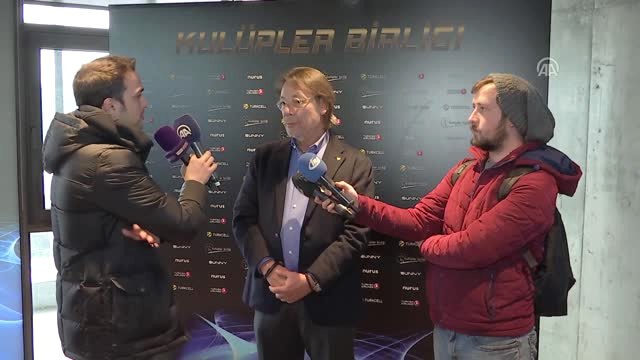 Göztepe Kulübü Başkanı Mehmet Sepil, Gazetecilerin Sorularını Yanıtladı