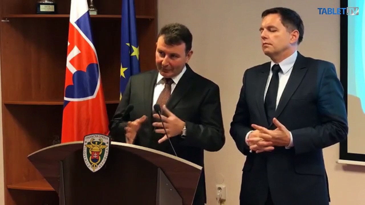 ZÁZNAM: Brífing ministra financií SR Petra Kažimíra a prezidenta finančnej správy Františka Imreczeho