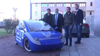 Üniversite Öğrencilerinin Geliştirdiği Elektrik Otomobil Tanıtıldı