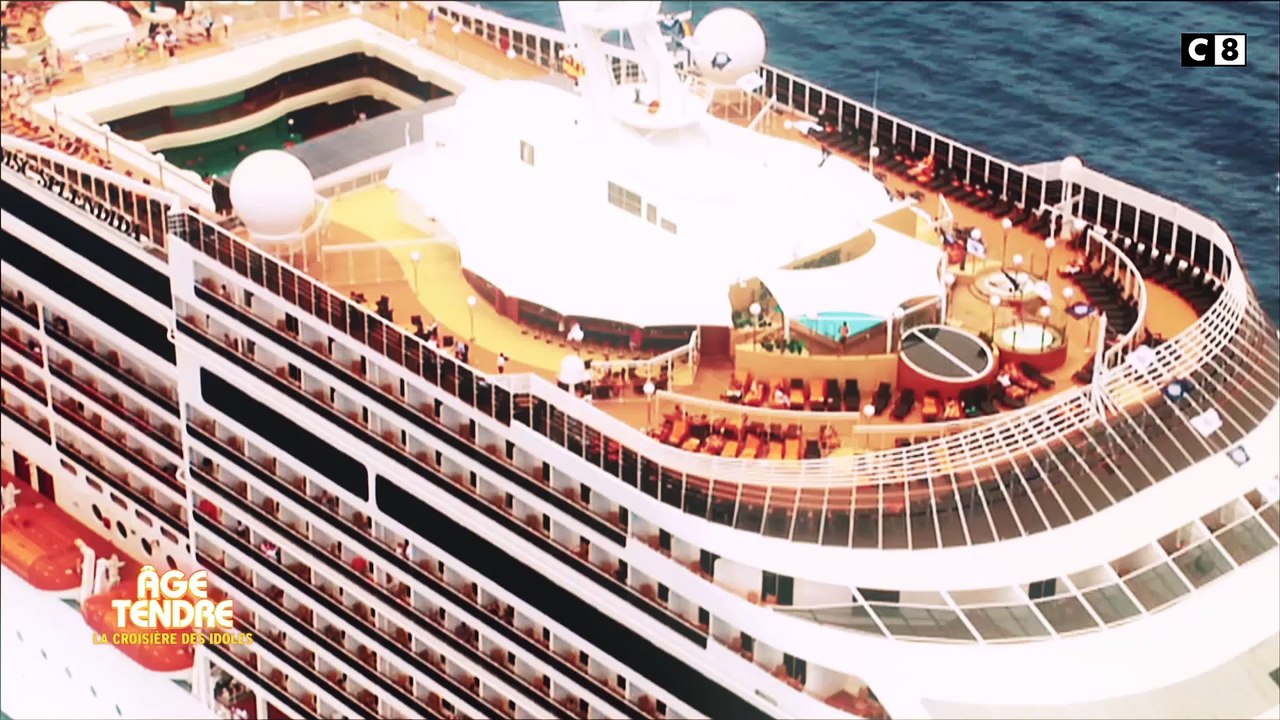 EXCLU - Découvrez un extrait du concert  "Age tendre, la croisière des idoles"  avec la participation exceptionnelle de Christophe Dechavanne  diffusé sur C8 lundi 25 décembre à 21h00