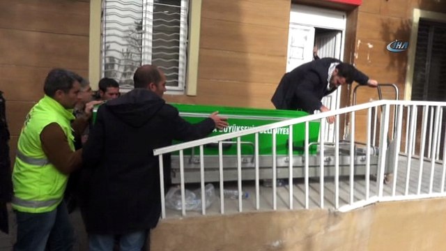 Okul servisine yetişemeyen öğrenci hastane yolunda trafik kazası geçirdi: 1 ölü, 3 yaralı