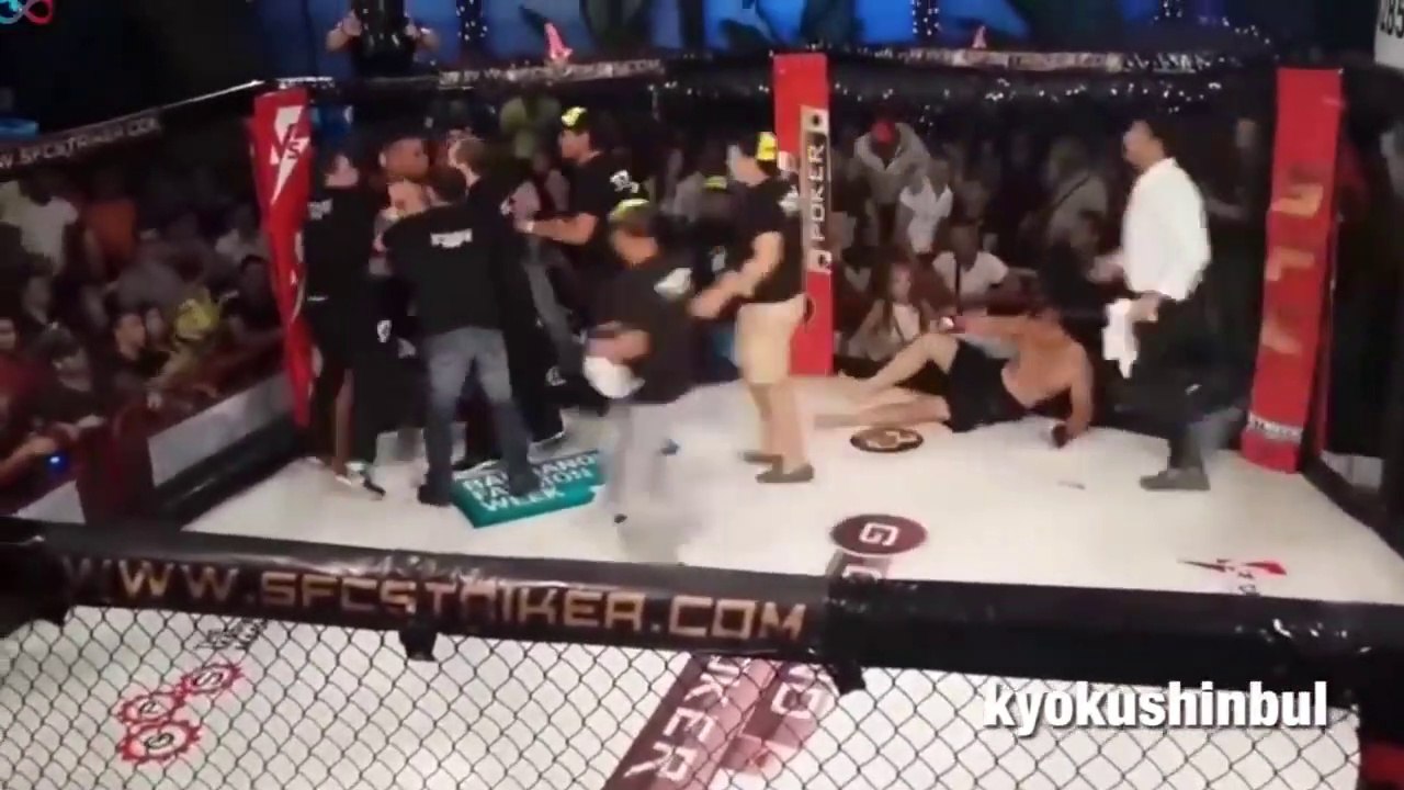Ce combattant MMA s'en prend à l'arbitre parce qu'il veut arreter le match...