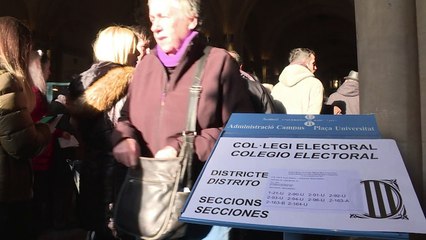 Elections catalanes: les Barcelonais votent massivement