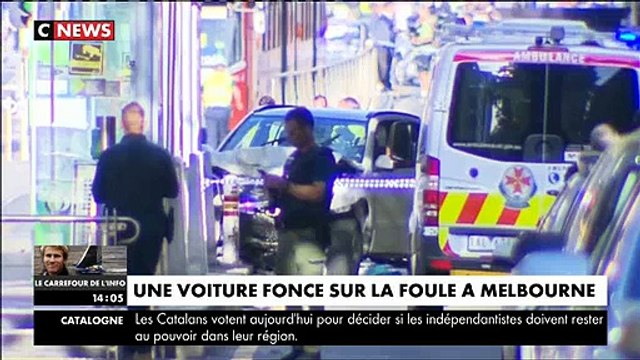 Australie: Une voiture fauche volontairement des piétons à Melbourne