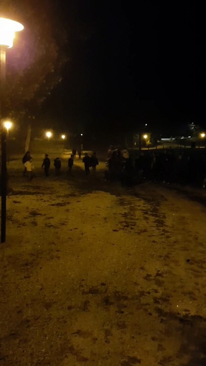 Petite vidéo de l'arrivée du Père Noel à l'ASB... Désolé pour la qualité...