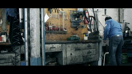 Ozan Harmani - Anladım ki Vazgeçemem (Official Video)