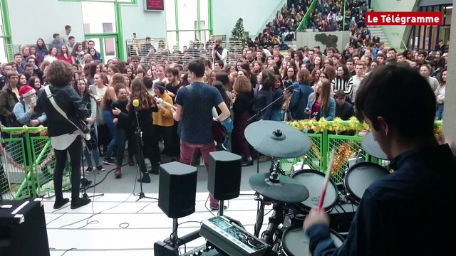 Vannes. Un Noël tout décibels au lycée Charles de Gaulle