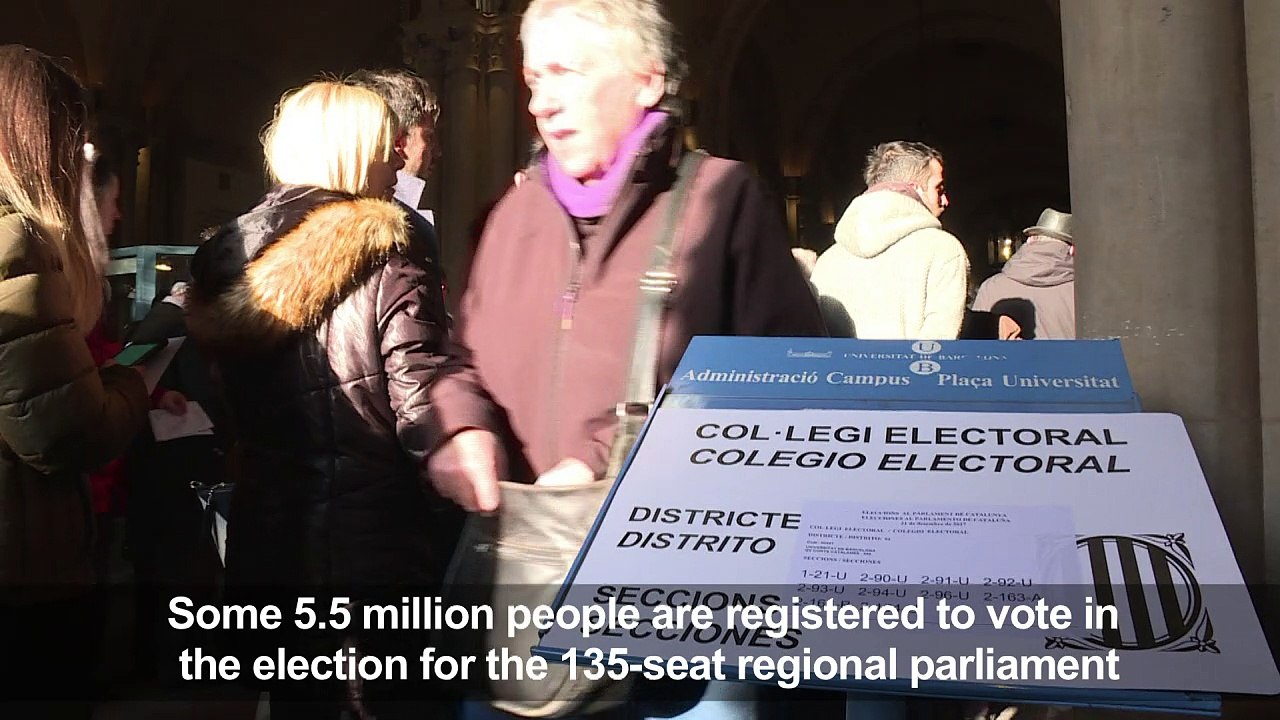 Polls open in crucial Catalan vote