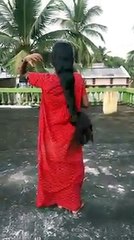 omg ! what a long hair man ???