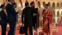 LIVE video !Virat kohli & anushka sharma meet his friends !Delhi Reception ! after wedding