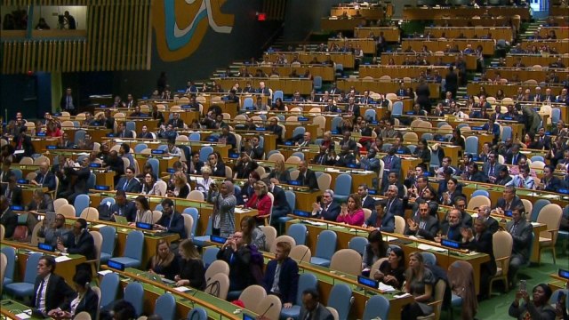 UN general assembly overwhelmingly defies Trump