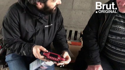 Des radios pour rompre l'isolement des sans-abri