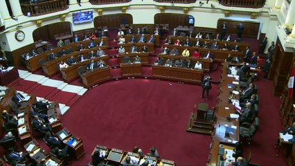 Kuczynski se defiende en sesión de Congreso sobre su destitución