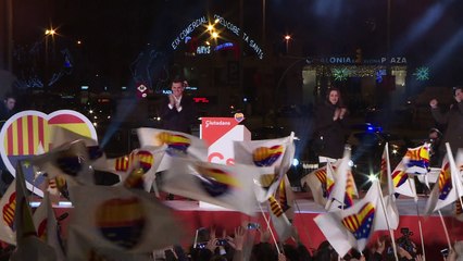 Independentistas catalanes revalidan mayoría absoluta