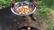 Cooking an Egg in an Egg - Cooking Quail Eggs in Chicken Eggs - A Different and Tasty Egg Dish-TU7r7SuQym4