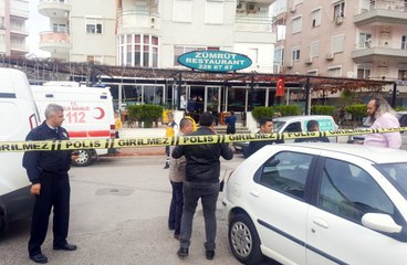 İşten Çıkarılan Garson Dehşet Saçtı! Patronu ve 2 Garsonu Öldürüp İntihar Etti