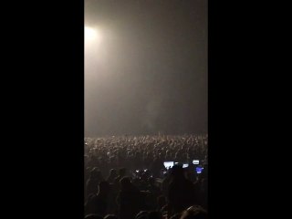 Les concerts où les spectateurs ne fument pas que de la cigarette.