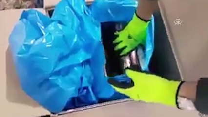 Masa örtüsünden uyuşturucu çıktı - İSTANBUL