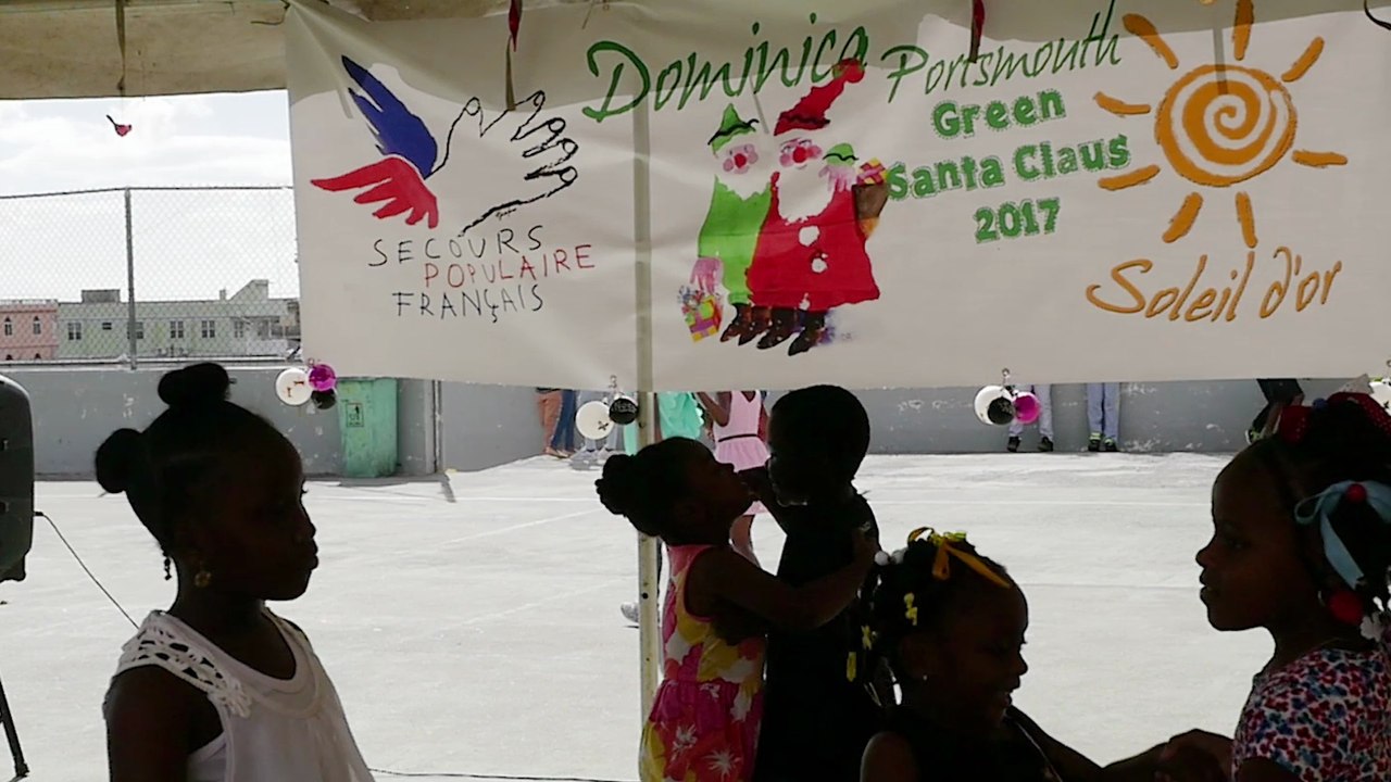 Urgence Ouragans. Le Père Noël vert n'oublie pas les sinistrés des ouragans aux Antilles