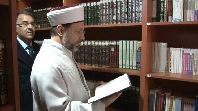 Diyanet İşleri Başkanı Ali Erbaş, Azerbaycan'da Cuma Namazını Kıldırdı