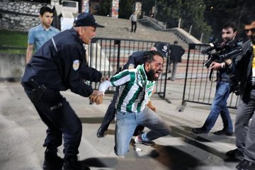 Polisin Attığı Plastik Mermiyle Gözünü Kaybeden Taraftara 376 Bin Lira Tazminat