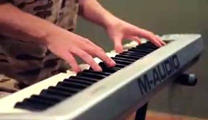 Hailee Steinfeld & Alesso - Let Me Go