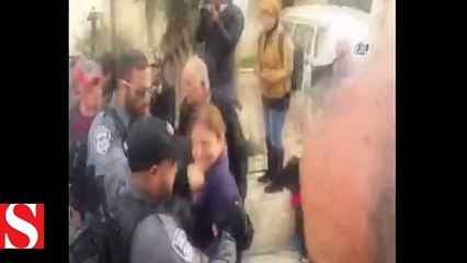 Kudüs'te Türk bayraklı tişört giyen Filistinliler Trump'ı protesto etti