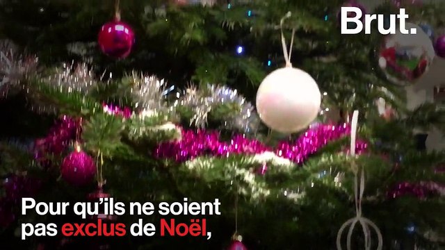 « Tout le monde a le droit à un Noël » : Valérie Trierweiler, engagée auprès des Pères Noël verts
