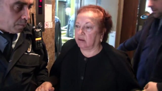 Sahte Polis Kadın Doktorun 300 Bin Liralık Altınını Alıp Kaçamadı