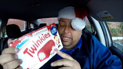 Hostess® Peppermint Twinkies REVIEW!