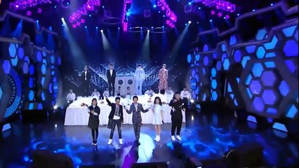 Fan náo loạn vì “tứ đại nam thần” cùng đọ sắc với áo sơ mi trắng trên sàn catwalk