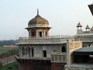 Taj Mahal is The Iconic Symbol of Love!