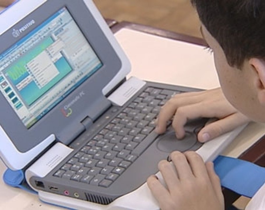 Um computador por aluno