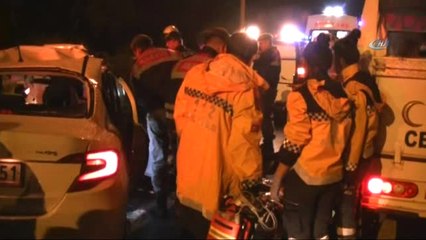 Hurdaya Dönen Otomobil 3 Üniversite Öğrencisine Mezar Oldu