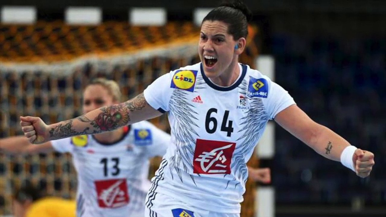 Handball : Alexandra Lacrabère et les Bleues championnes du monde