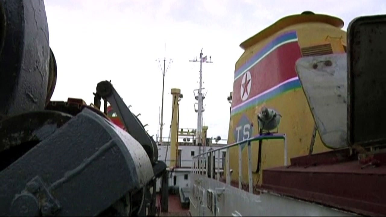 안보리, 새 대북제재 결의안 채택... "석유정제품 90% 차단" / YTN